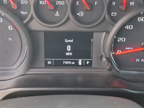 Used 2021 Chevrolet Silverado 1500 Custom image 15