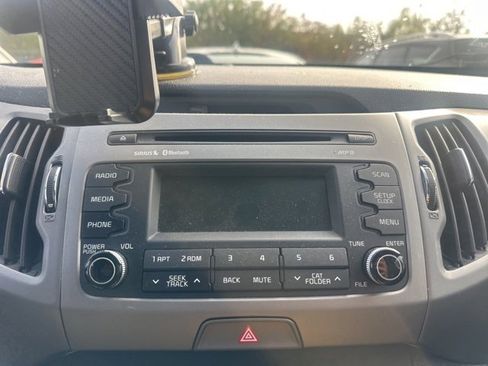 Used 2016 Kia Sportage LX image 21