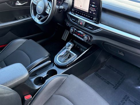 Certified 2023 Kia Forte GT-Line image 12