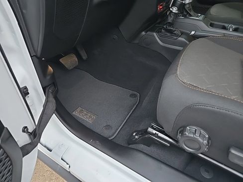 New 2026 Jeep Gladiator Mojave image 41