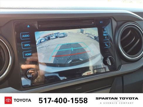 Used 2019 Toyota Tacoma TRD Off-Road image 24