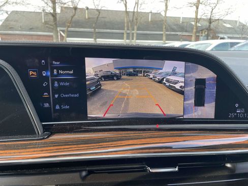 Certified 2023 Cadillac Escalade Premium Luxury image 22