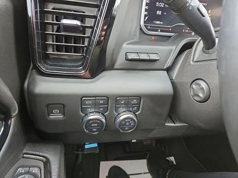 Used 2024 GMC Sierra 1500 AT4X image 21