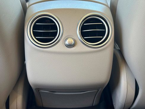 Used 2022 Mercedes-Benz GLC 300 image 19