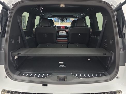 New 2026 INFINITI QX80 Autograph image 18