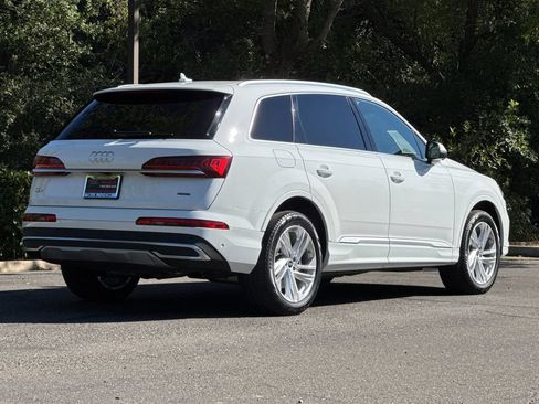 Used 2023 Audi Q7 3.0T Premium Plus AWD/4WD image 5