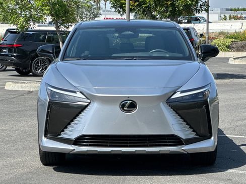 Certified 2023 Lexus RZ 450e Premium w/ Technology Package image 5