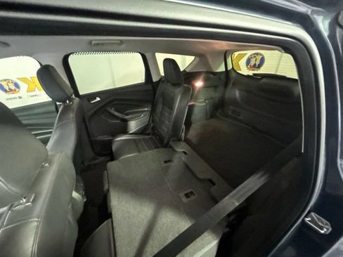 Used 2019 Ford Escape SEL AWD/4WD image 38