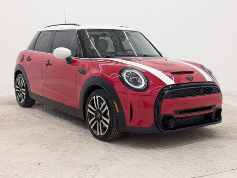 Used 2022 MINI Cooper S image 7