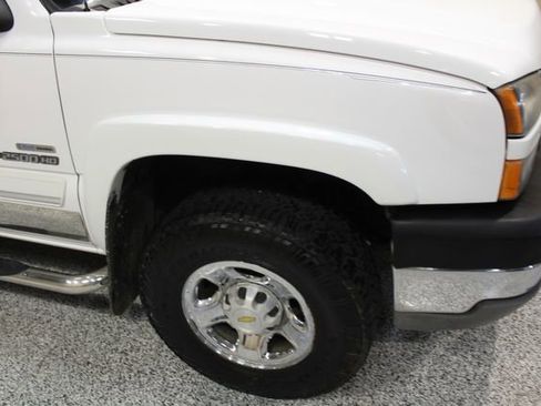 Used 2006 Chevrolet Silverado 2500 LT image 10