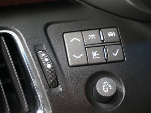 Used 2011 Cadillac CTS Premium image 23