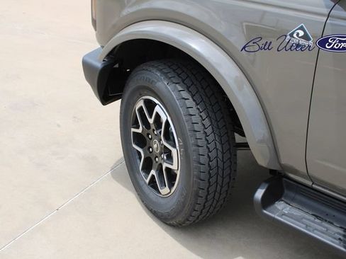 New 2026 Ford Bronco Outer Banks AWD/4WD image 5