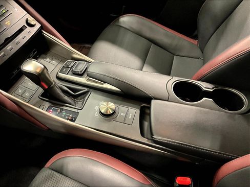 Used 2018 Lexus IS 300 AWD w/ Comfort Package image 18
