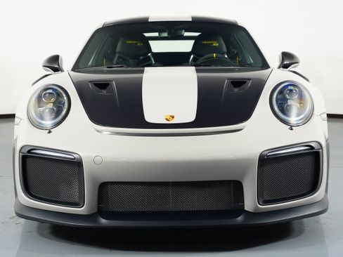 Used 2019 Porsche 911 GT2 RS image 31