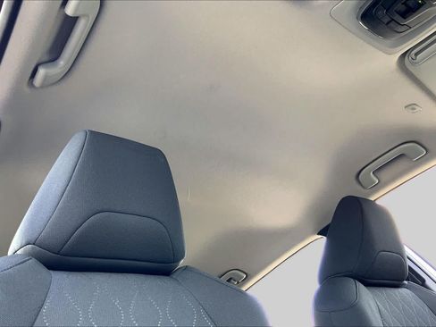 Certified 2026 Toyota Corolla Cross LE FWD image 14