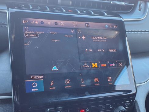 Used 2025 Jeep Grand Cherokee L Limited image 12