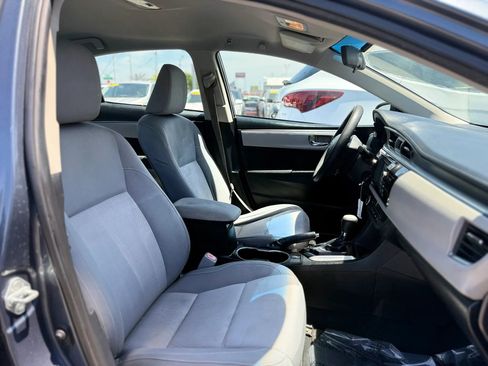 Used 2014 Toyota Corolla LE FWD image 35