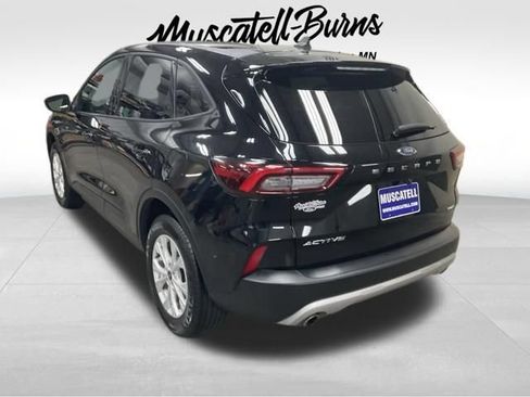 Certified 2025 Ford Escape Active AWD/4WD image 3