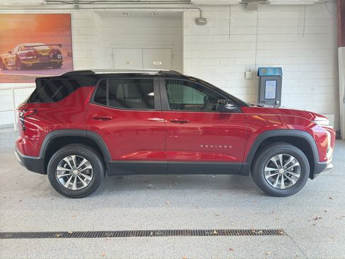 New 2026 Chevrolet Equinox LT image 10