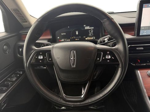 Used 2023 Lincoln Aviator Reserve image 12