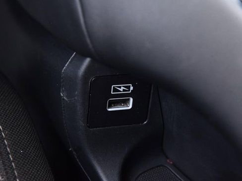 Used 2023 Honda HR-V LX image 16