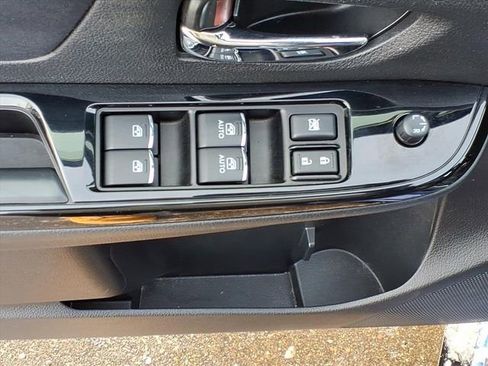 Used 2019 Subaru WRX STI Limited w/ Popular Package #3 (IZT) image 20