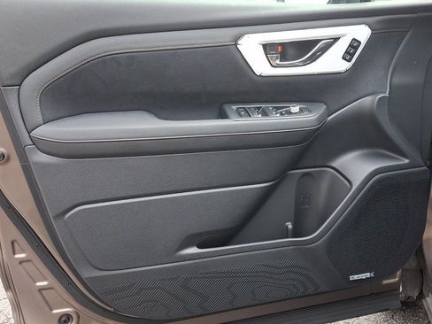 New 2025 Subaru Forester Touring image 6