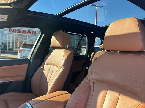Used 2022 BMW X5 sDrive40i w/ M Sport Package image 25