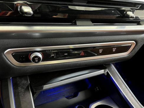 Used 2023 BMW X7 M60i w/ Executive Package image 50