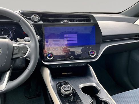 Used 2023 Lexus RZ 450e Premium w/ Accessory Package (2T) image 9