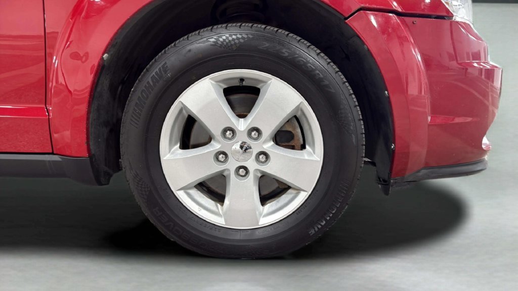 Used 2013 Dodge Journey FWD image 32