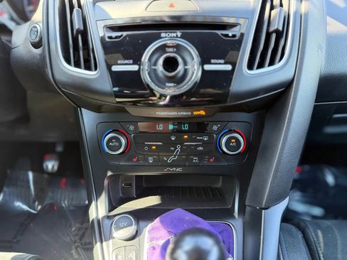 Used 2016 Ford Focus RS image 21