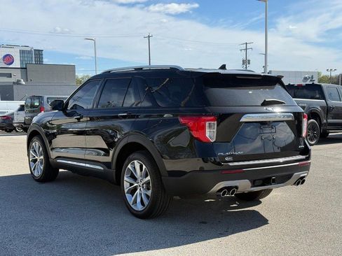 Used 2023 Ford Explorer Platinum w/ Technology Package AWD/4WD image 8
