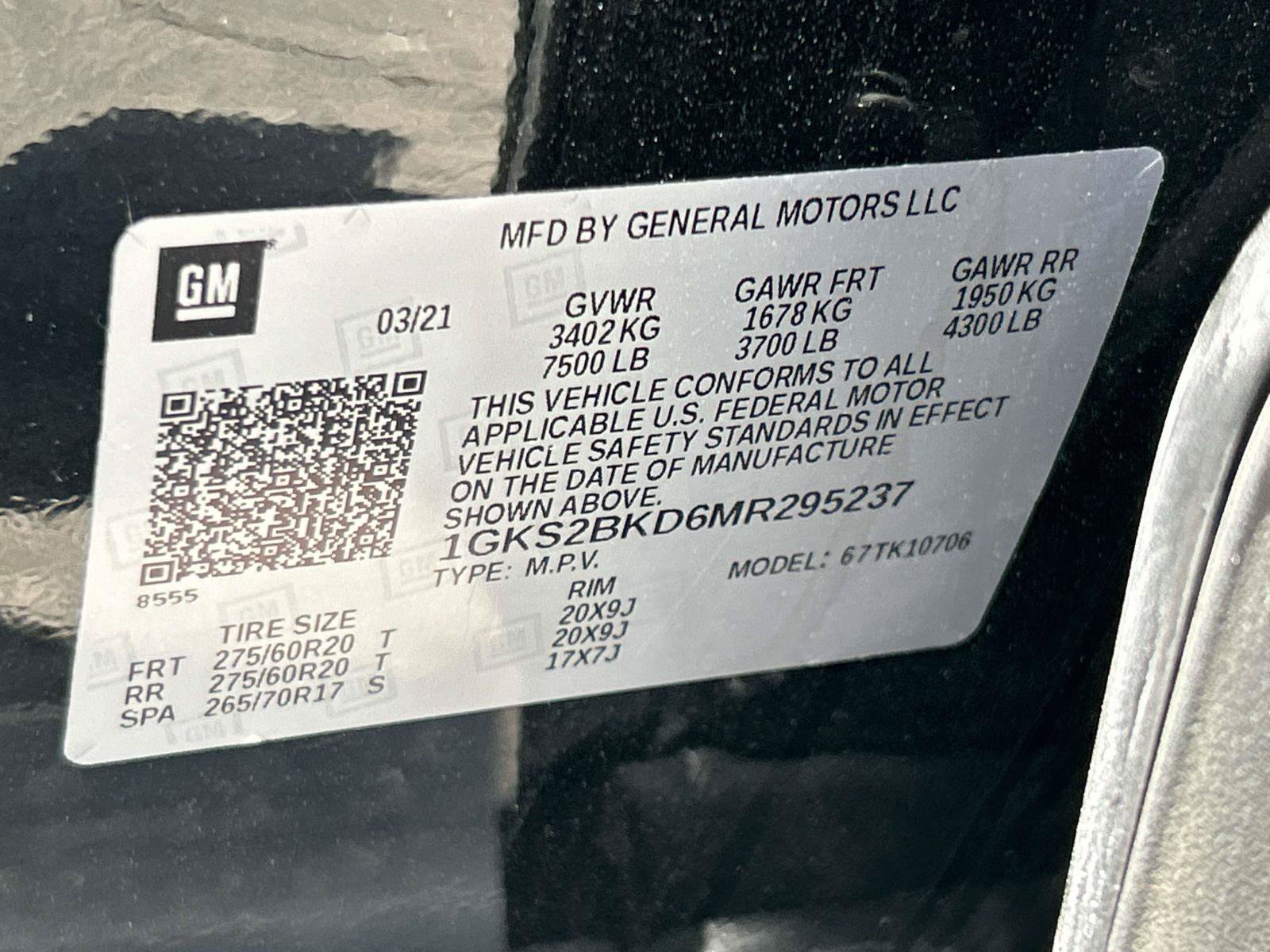 Used 2021 GMC Yukon SLT w/ Rear Media and Nav Package AWD/4WD image 42