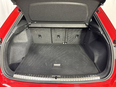 Used 2025 Audi Q3 2.0T Premium image 30