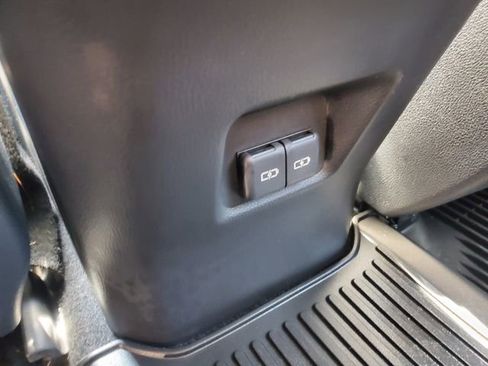 Used 2023 Toyota RAV4 XLE w/ Convenience Package AWD/4WD image 11