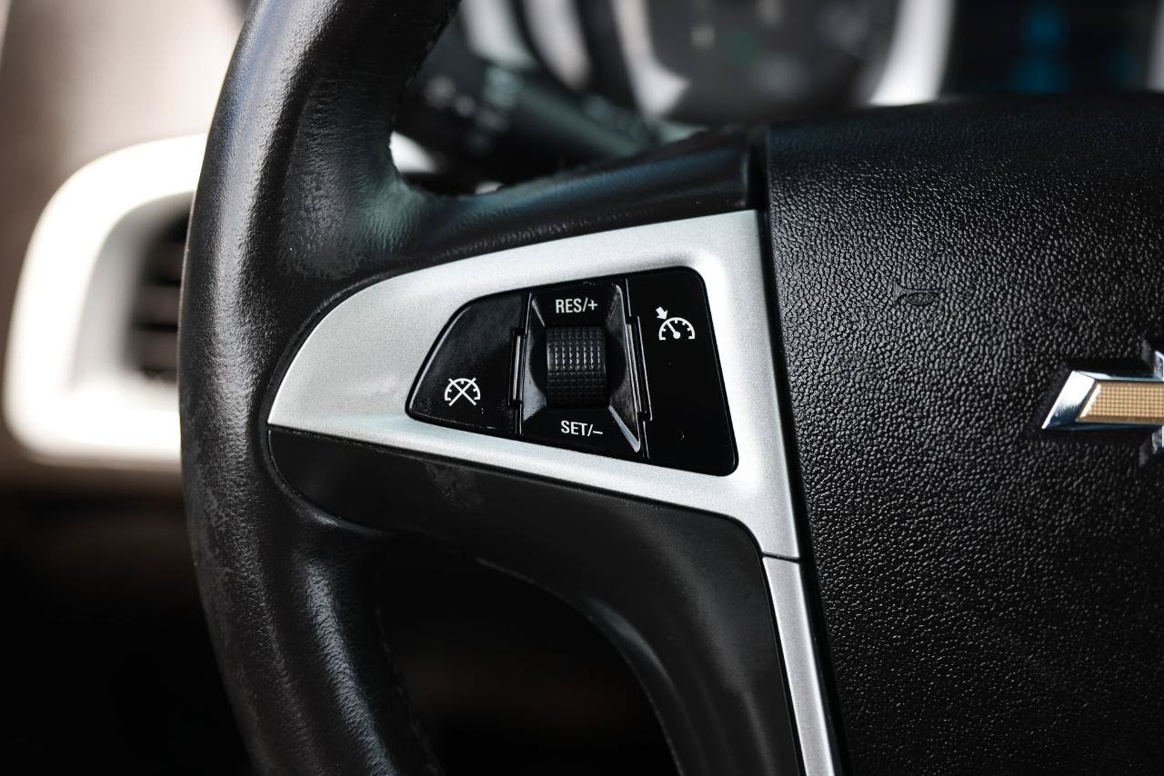 Used 2010 Chevrolet Equinox LT w/ Vehicle Interface Package FWD image 27