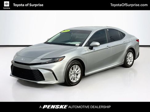 Used 2026 Toyota Camry LE FWD image 1