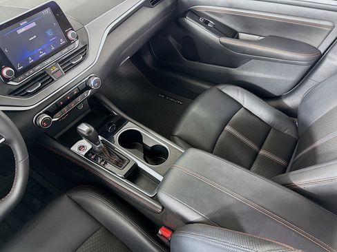 Used 2023 Nissan Altima 2.5 SR FWD image 26