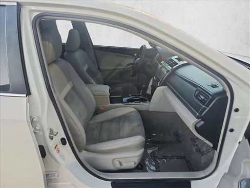 Used 2014 Toyota Camry XLE w/ Leather Package FWD image 22