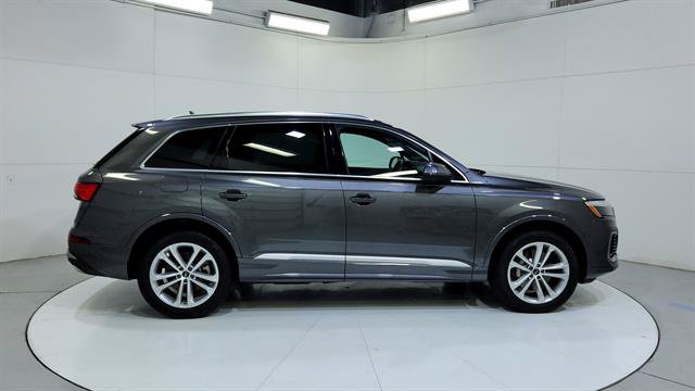 Used 2025 Audi Q7 3.0T Premium Plus AWD/4WD image 8