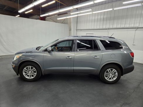 Used 2008 Buick Enclave CX w/ Entertainment Package #1 image 2