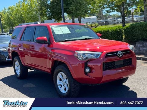 Used 2022 Toyota 4Runner SR5 AWD/4WD image 1