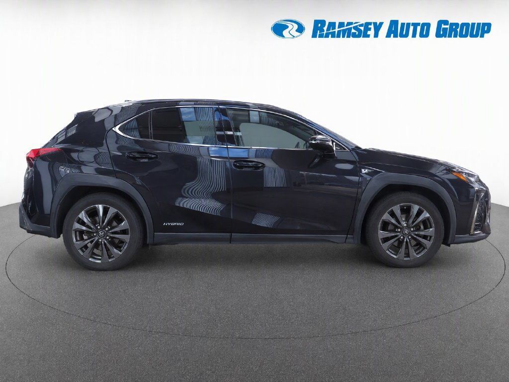 Used 2019 Lexus UX 250h F Sport w/ F Sport Premium Package AWD/4WD image 8