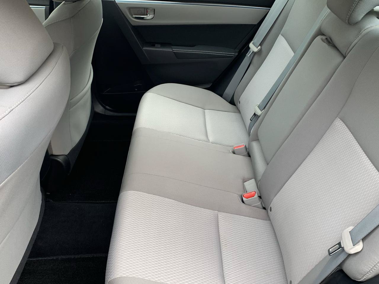 Used 2015 Toyota Corolla LE FWD image 10