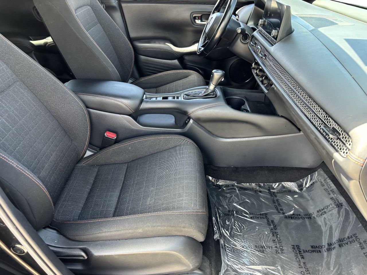 Certified 2025 Honda HR-V Sport image 9