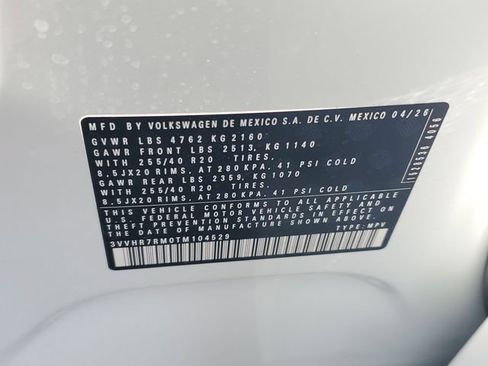 New 2026 Volkswagen Tiguan SE R-Line FWD image 32