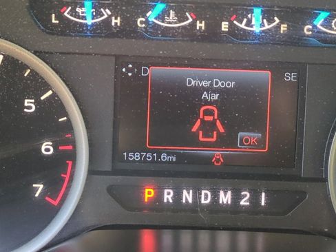 Used 2015 Ford F150 XLT w/ Equipment Group 302A Luxury image 19