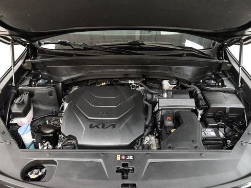 Certified 2024 Kia Telluride SX Prestige X-Line AWD/4WD image 3