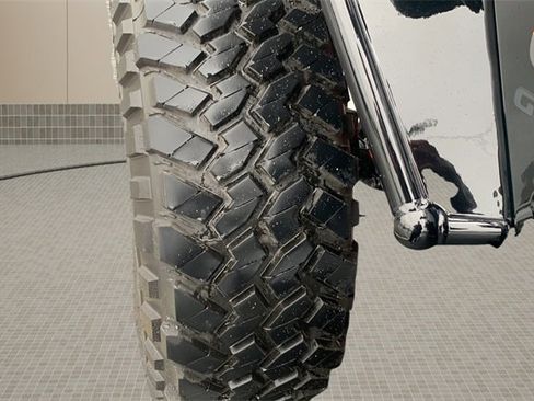 Certified 2021 Jeep Gladiator Mojave image 11